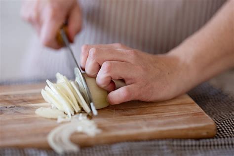 鍋 具材 切り方 - 料理の基本から創造の世界へ