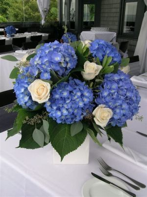 What Flowers Go Well with Hydrangeas in an Arrangement: A Symphony of Colors and Textures